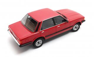 Ford Taunus TC4 red 1980 Cult Scale Models 1:18 Resinemodell (Türen, Motorhaube... nicht zu öffnen!)